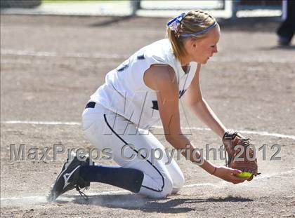 Thumbnail 1 in Arvin vs Frazier Mountain (Mira Monte Invitational) photogallery.