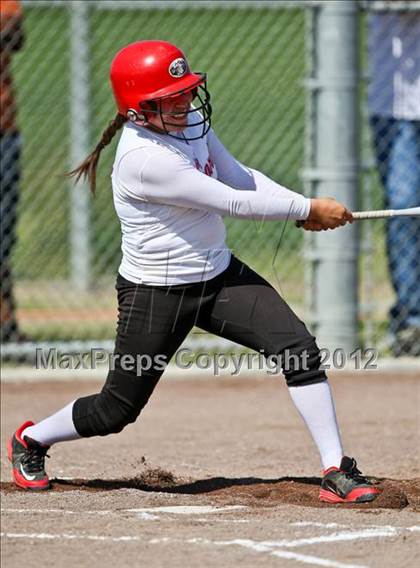 Thumbnail 3 in Arvin vs Frazier Mountain (Mira Monte Invitational) photogallery.