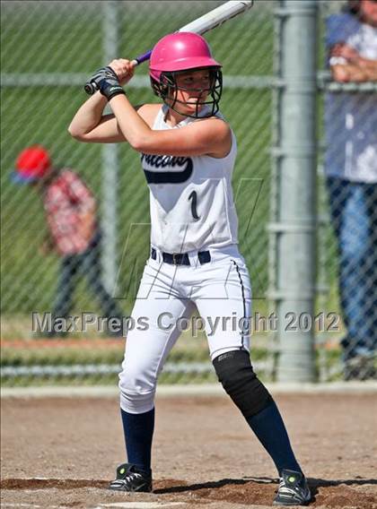 Thumbnail 1 in Arvin vs Frazier Mountain (Mira Monte Invitational) photogallery.