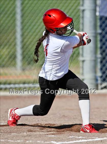 Thumbnail 1 in Arvin vs Frazier Mountain (Mira Monte Invitational) photogallery.