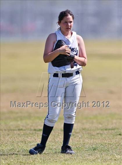 Thumbnail 1 in Arvin vs Frazier Mountain (Mira Monte Invitational) photogallery.
