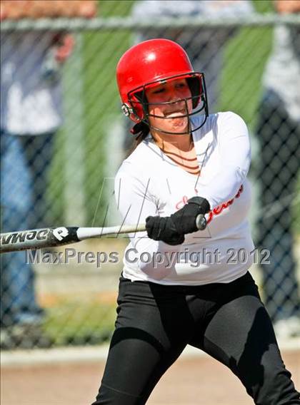 Thumbnail 2 in Arvin vs Frazier Mountain (Mira Monte Invitational) photogallery.