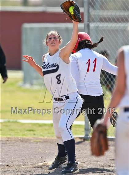 Thumbnail 1 in Arvin vs Frazier Mountain (Mira Monte Invitational) photogallery.