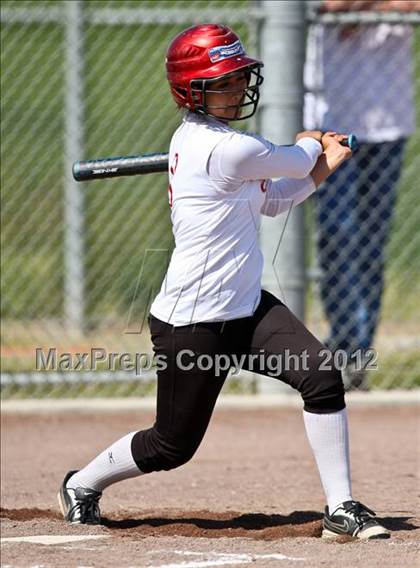 Thumbnail 1 in Arvin vs Frazier Mountain (Mira Monte Invitational) photogallery.