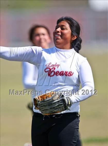 Thumbnail 3 in Arvin vs Frazier Mountain (Mira Monte Invitational) photogallery.