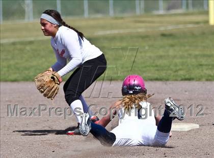 Thumbnail 3 in Arvin vs Frazier Mountain (Mira Monte Invitational) photogallery.