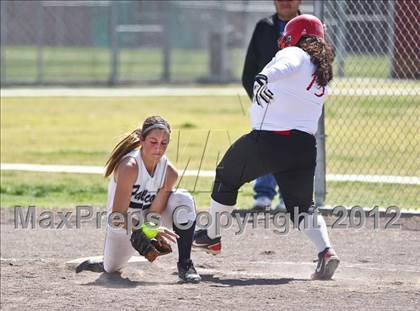 Thumbnail 3 in Arvin vs Frazier Mountain (Mira Monte Invitational) photogallery.