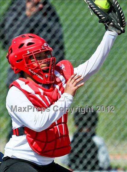 Thumbnail 3 in Arvin vs Frazier Mountain (Mira Monte Invitational) photogallery.