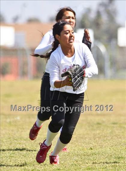 Thumbnail 1 in Arvin vs Frazier Mountain (Mira Monte Invitational) photogallery.