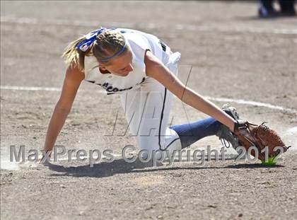Thumbnail 3 in Arvin vs Frazier Mountain (Mira Monte Invitational) photogallery.