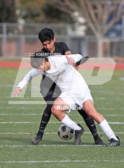 Thumbnail 3 in St. Francis vs. Granada Hills Charter photogallery.