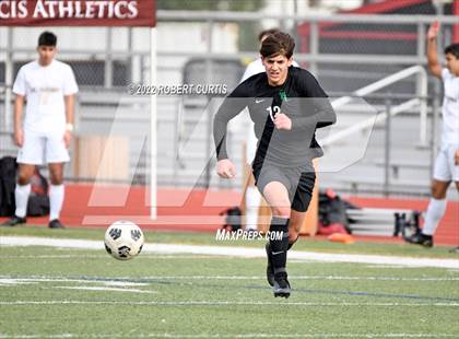 Thumbnail 3 in St. Francis vs. Granada Hills Charter photogallery.