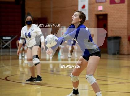 Thumbnail 1 in Salpointe Catholic vs. Mesquite photogallery.