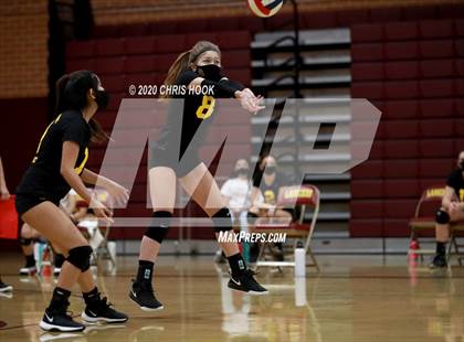 Thumbnail 2 in Salpointe Catholic vs. Mesquite photogallery.