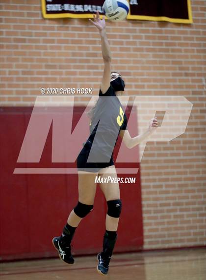 Thumbnail 2 in Salpointe Catholic vs. Mesquite photogallery.
