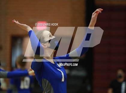 Thumbnail 3 in Salpointe Catholic vs. Mesquite photogallery.