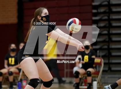 Thumbnail 1 in Salpointe Catholic vs. Mesquite photogallery.