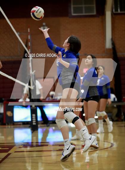 Thumbnail 1 in Salpointe Catholic vs. Mesquite photogallery.