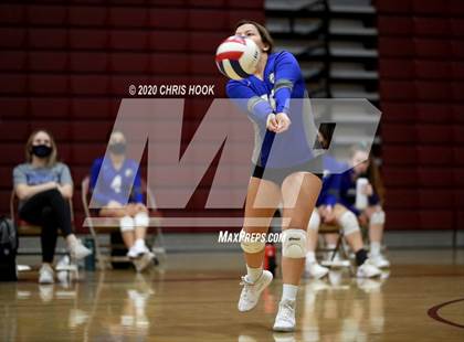 Thumbnail 3 in Salpointe Catholic vs. Mesquite photogallery.