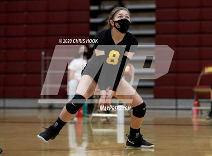Thumbnail 2 in Salpointe Catholic vs. Mesquite photogallery.