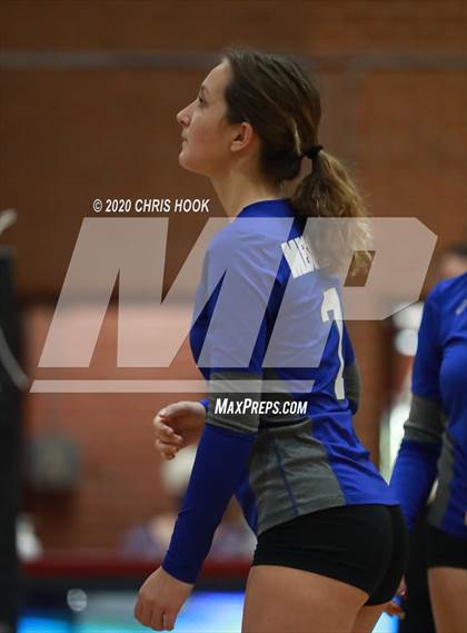 Thumbnail 3 in Salpointe Catholic vs. Mesquite photogallery.