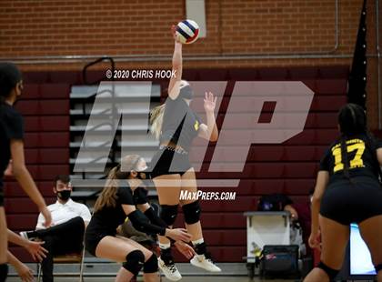 Thumbnail 1 in Salpointe Catholic vs. Mesquite photogallery.