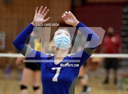Thumbnail 3 in Salpointe Catholic vs. Mesquite photogallery.