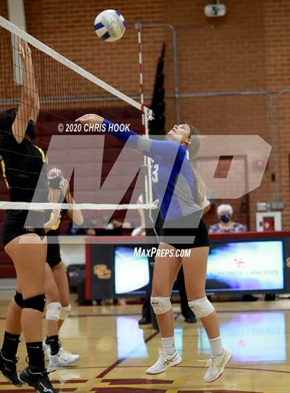 Thumbnail 1 in Salpointe Catholic vs. Mesquite photogallery.