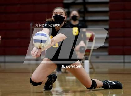 Thumbnail 3 in Salpointe Catholic vs. Mesquite photogallery.