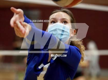 Thumbnail 2 in Salpointe Catholic vs. Mesquite photogallery.