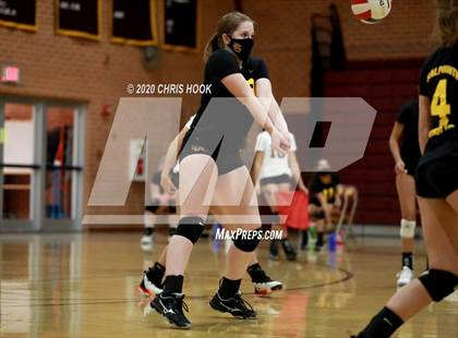 Thumbnail 2 in Salpointe Catholic vs. Mesquite photogallery.