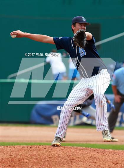 Thumbnail 3 in South Park vs. Dallas (PIAA 4A Final) photogallery.