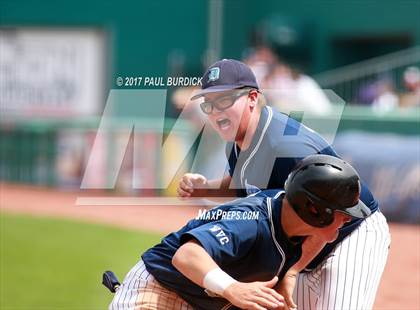 Thumbnail 3 in South Park vs. Dallas (PIAA 4A Final) photogallery.