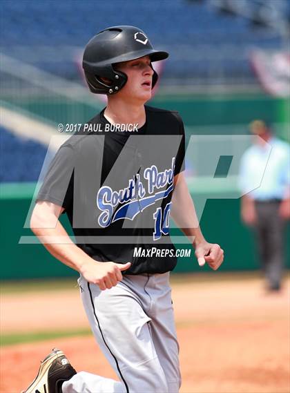 Thumbnail 2 in South Park vs. Dallas (PIAA 4A Final) photogallery.