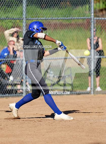 Thumbnail 3 in Capital Christian @ Rocklin photogallery.