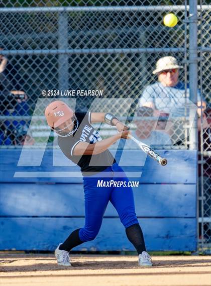 Thumbnail 2 in Capital Christian @ Rocklin photogallery.
