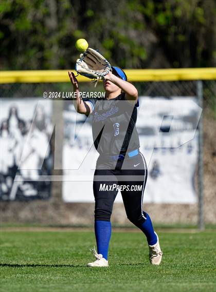 Thumbnail 3 in Capital Christian @ Rocklin photogallery.