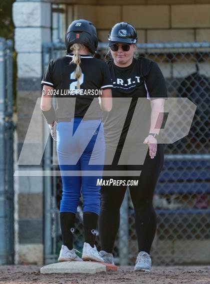Thumbnail 2 in Capital Christian @ Rocklin photogallery.