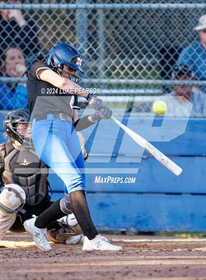 Thumbnail 2 in Capital Christian @ Rocklin photogallery.