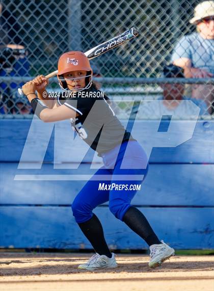 Thumbnail 3 in Capital Christian @ Rocklin photogallery.