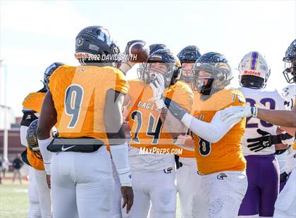 Thumbnail 1 in Christian Brothers vs. Liberty North (MSHSAA Class 6 Semifinal) photogallery.