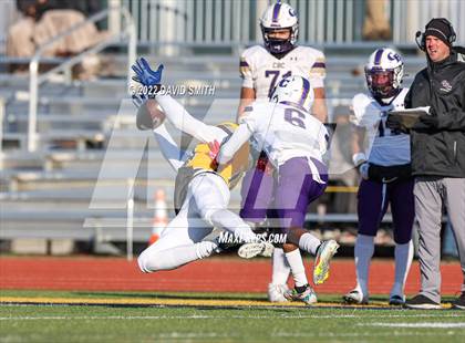 Thumbnail 1 in Christian Brothers vs. Liberty North (MSHSAA Class 6 Semifinal) photogallery.