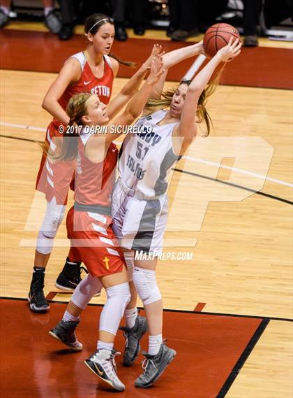 Thumbnail 3 in Seton Catholic vs. Cactus Shadows (AIA 4A Final) photogallery.