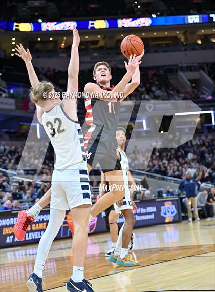 Thumbnail 3 in University vs. Manchester (IHSAA 2A State Championship) photogallery.