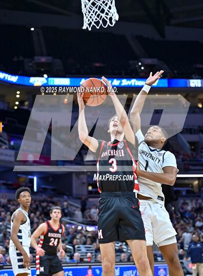 Thumbnail 2 in University vs. Manchester (IHSAA 2A State Championship) photogallery.