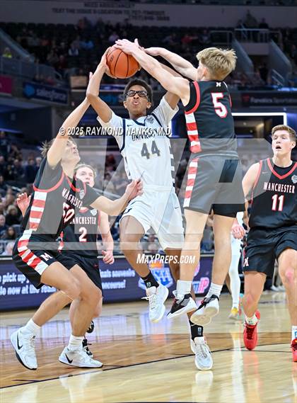 Thumbnail 2 in University vs. Manchester (IHSAA 2A State Championship) photogallery.
