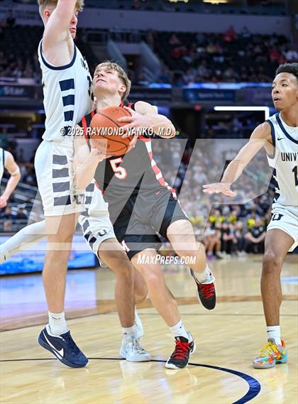 Thumbnail 2 in University vs. Manchester (IHSAA 2A State Championship) photogallery.
