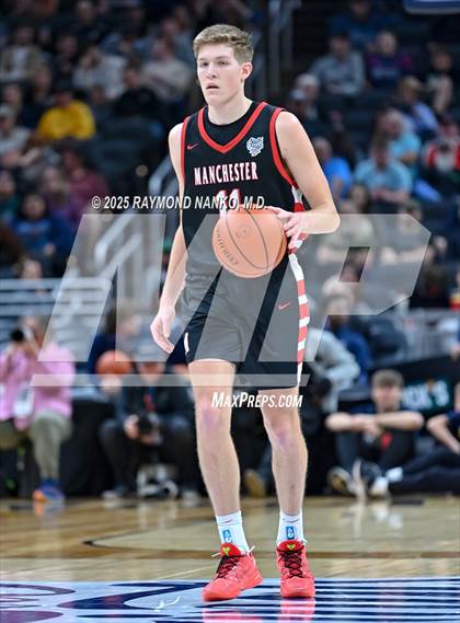 Thumbnail 2 in University vs. Manchester (IHSAA 2A State Championship) photogallery.