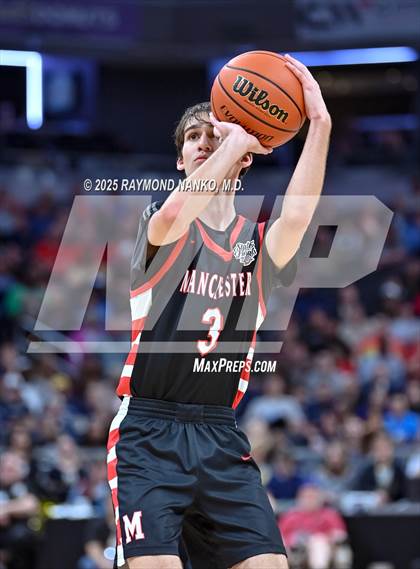 Thumbnail 2 in University vs. Manchester (IHSAA 2A State Championship) photogallery.