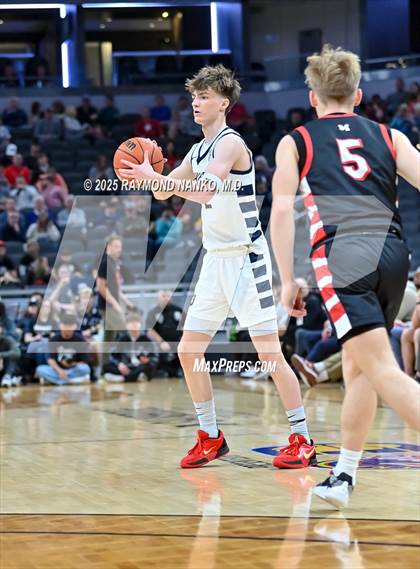 Thumbnail 2 in University vs. Manchester (IHSAA 2A State Championship) photogallery.
